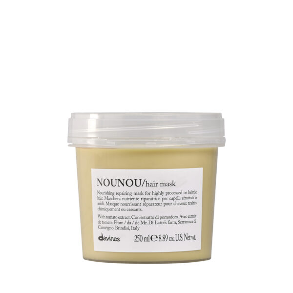Transparente Dose mit cremiger Haarmaske der Marke Davines, Produktname „NOUNOU Hair Mask“